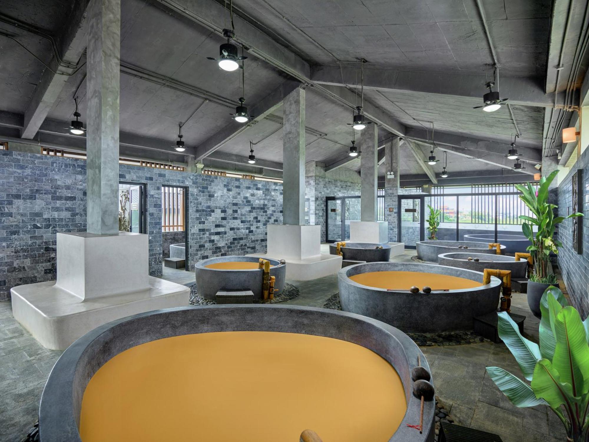 Kobi Onsen Resort Hue, Affiliated By Melia Exterior photo