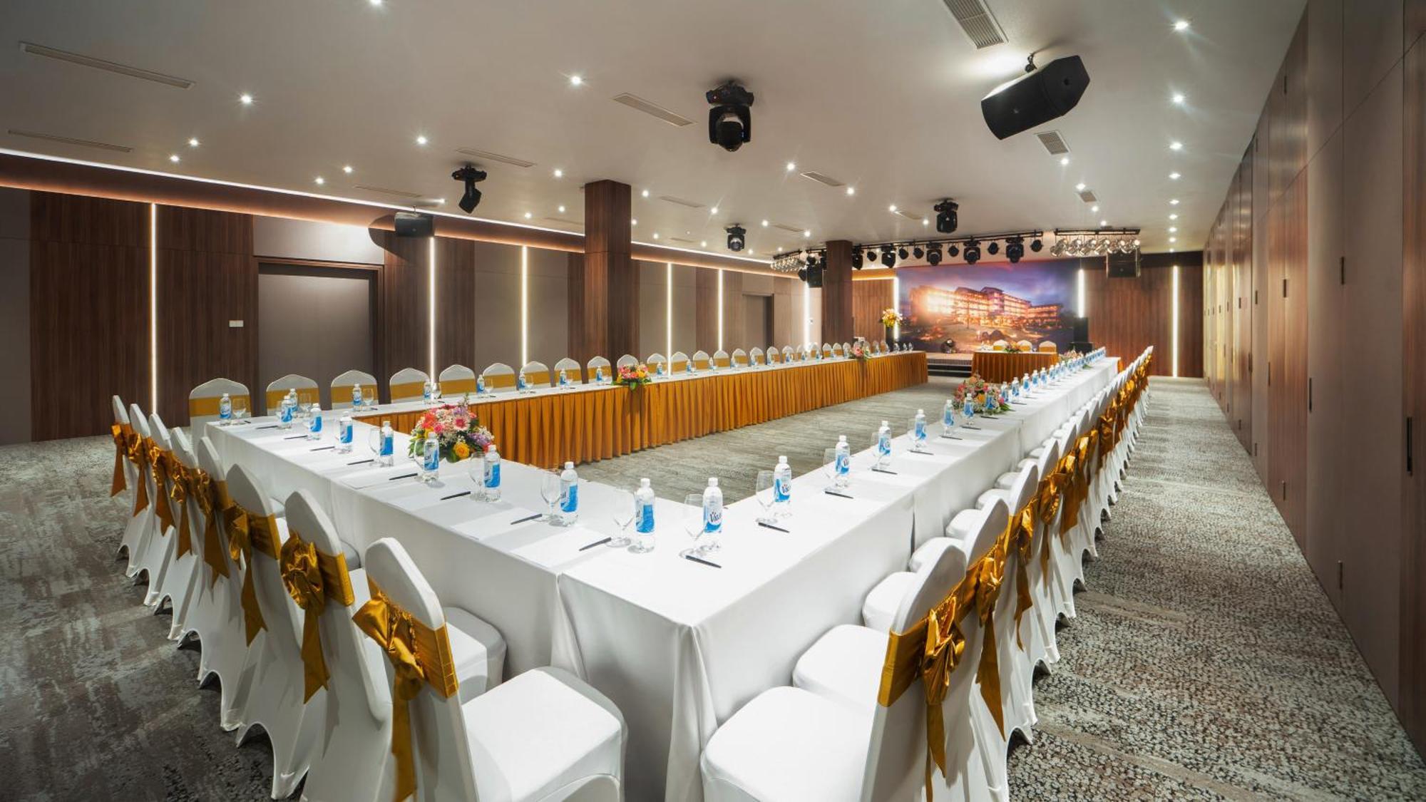 Kobi Onsen Resort Hue, Affiliated By Melia Exterior photo
